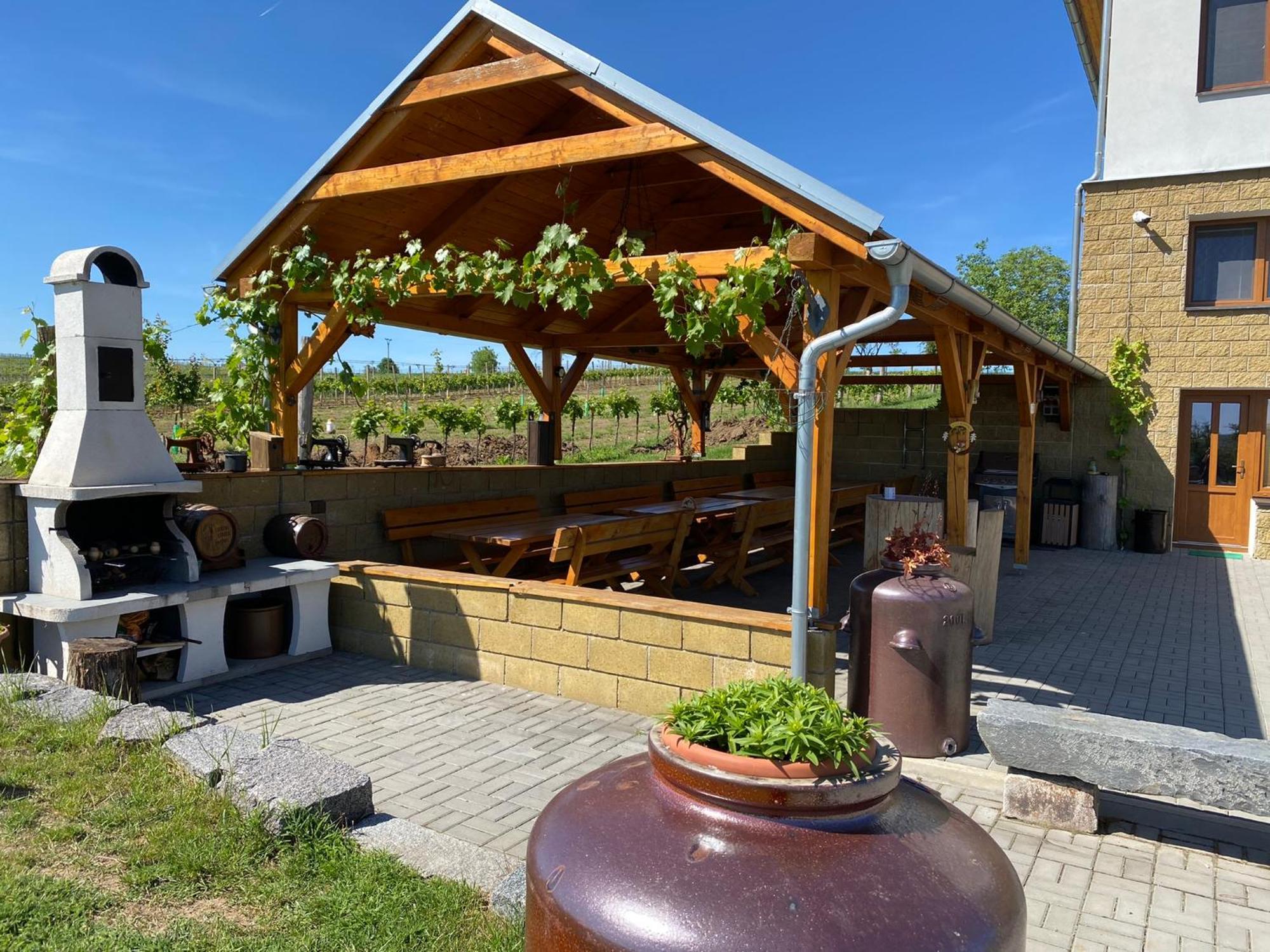 Vinarstvi & Penzion Knapek Strachotin Hotel Buitenkant foto